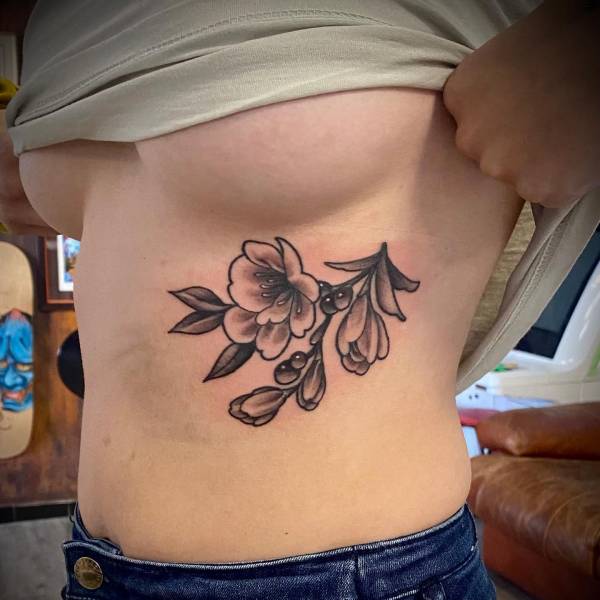 Salon de tatouage artistique à Bordeaux Talence metropole