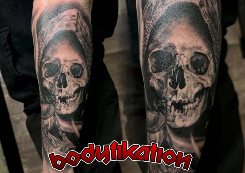 Se faire tatouer un crane ou skull dans le style réalisme à Bordeaux en gironde