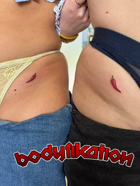 Trouver un salon spécialisé dans le tatouage en commun de piment rouge au niveau de l'aisne proche de Bordeaux en gironde